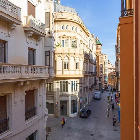Atarazanas: De Dos Apartment *